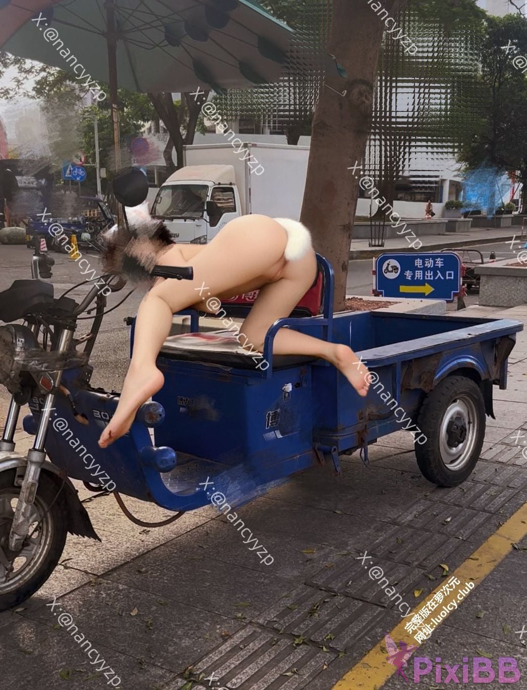 OtherXXX Nancyyzp The best lady with long legs and big breasts exposed outdoors PixiBB.COM 023