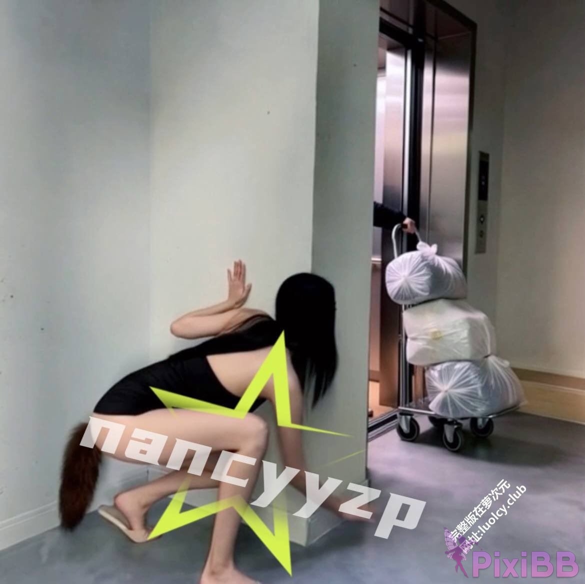 OtherXXX Nancyyzp The best lady with long legs and big breasts exposed outdoors PixiBB.COM 028