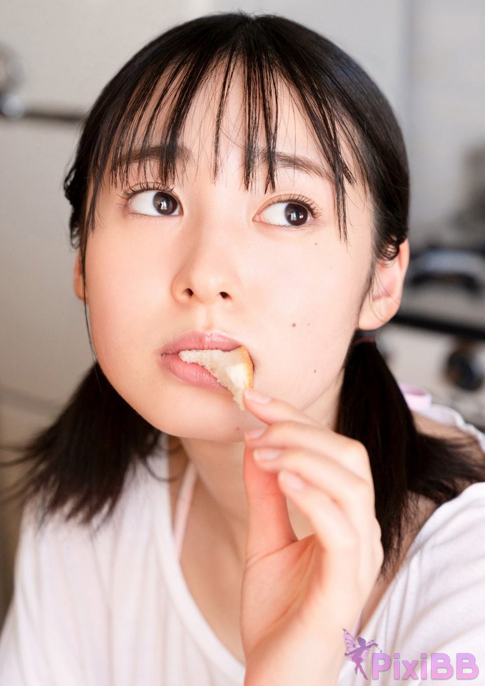 Japanese Idol Miu Shirahama Mito BOMB digital photo book bookmark of youth PixiBB.COM 033