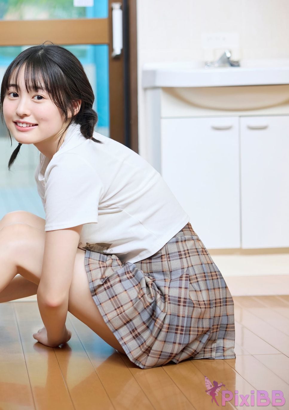 Japanese Idol Miu Shirahama Mito BRODY digital photo book beauty 90P Deluxe Edition Real me PixiBB.COM 017