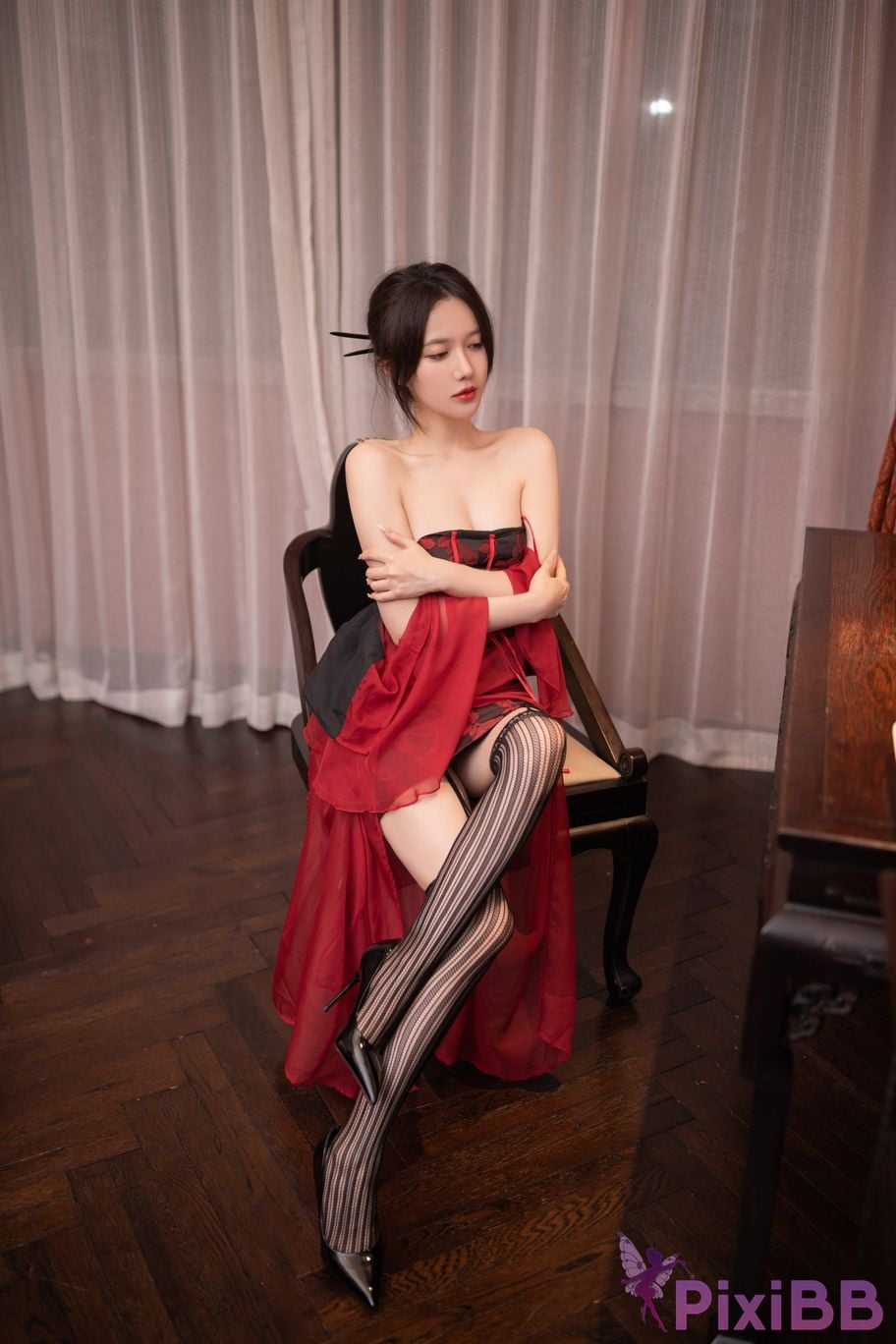 No watermark for in app purchases caviar Fish XIUREN Model Fallen leaves are sentimental PixiBB.COM 070