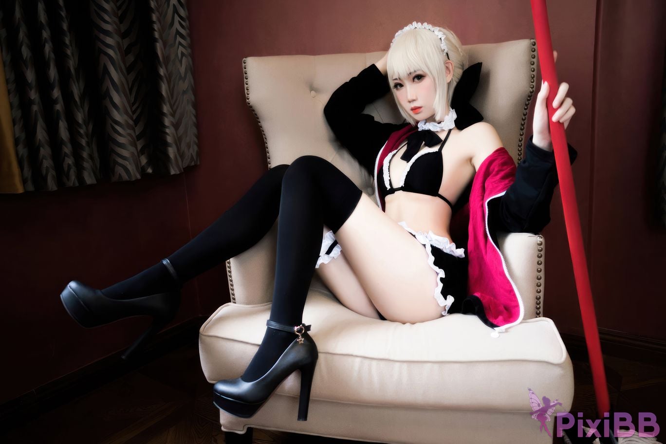 Cosplayer Braised carbon FGO Black maid PixiBB.COM 005