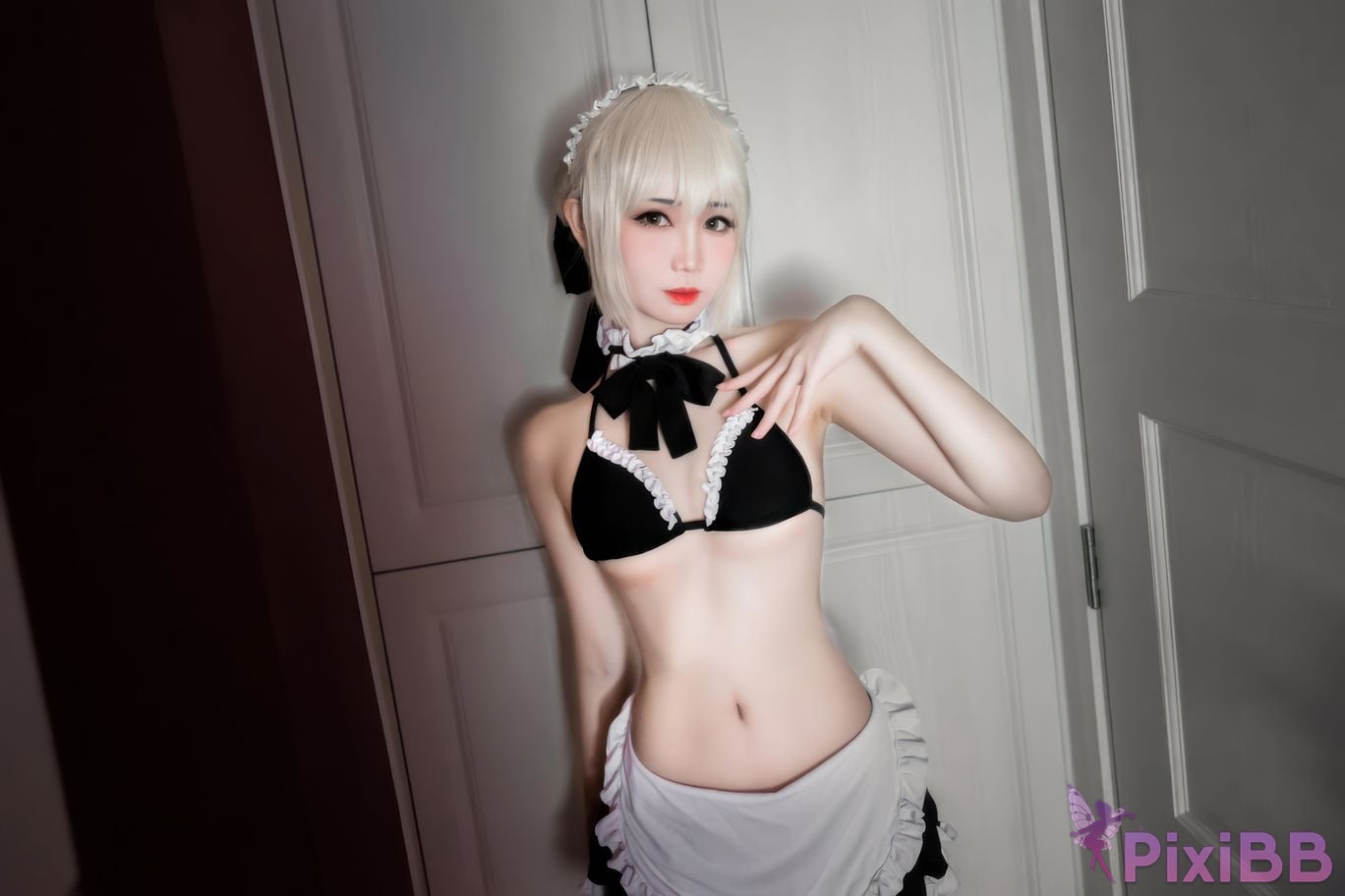 Cosplayer Braised carbon FGO Black maid PixiBB.COM 011