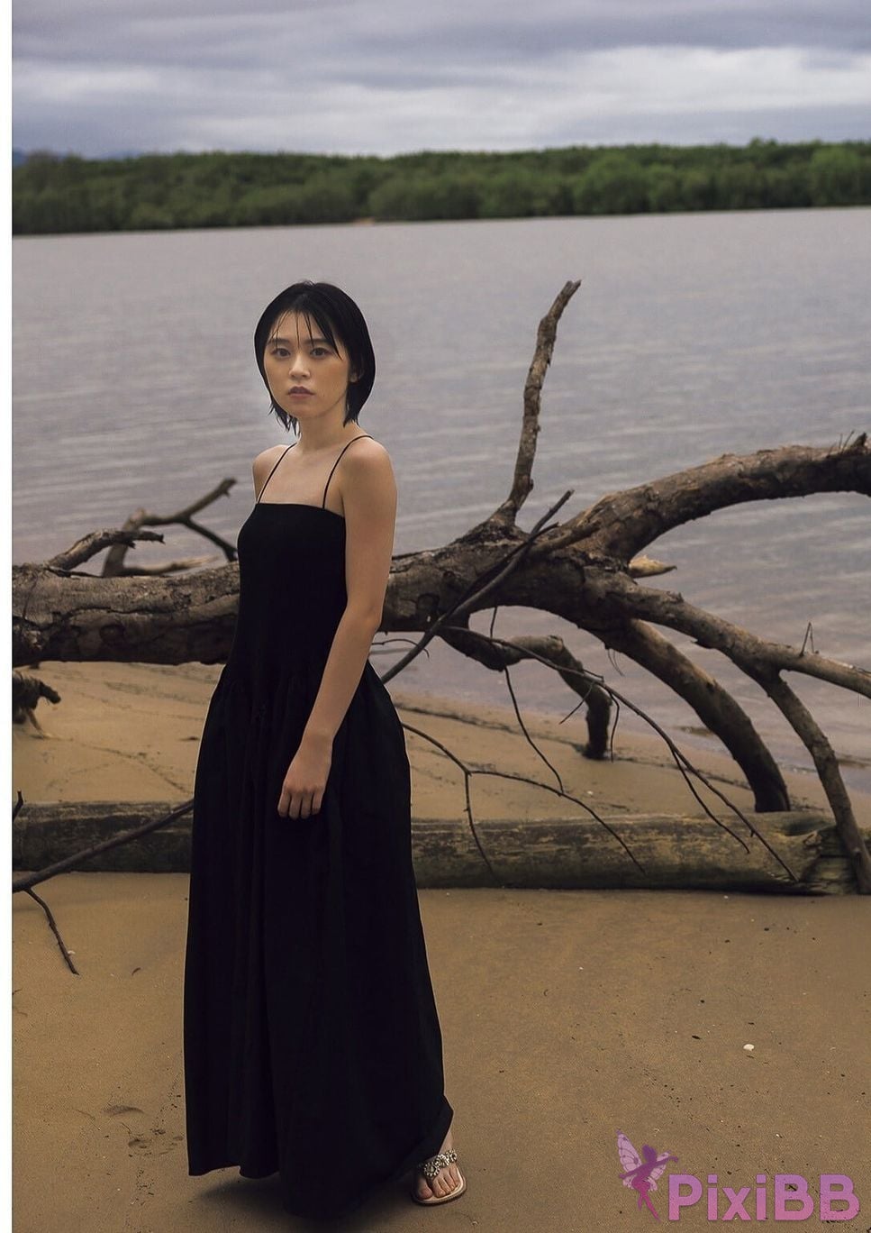 Japanese Idol Yuki Nakashima Nakajima E book limited cover photo collection blue voice graph books PixiBB.COM 038