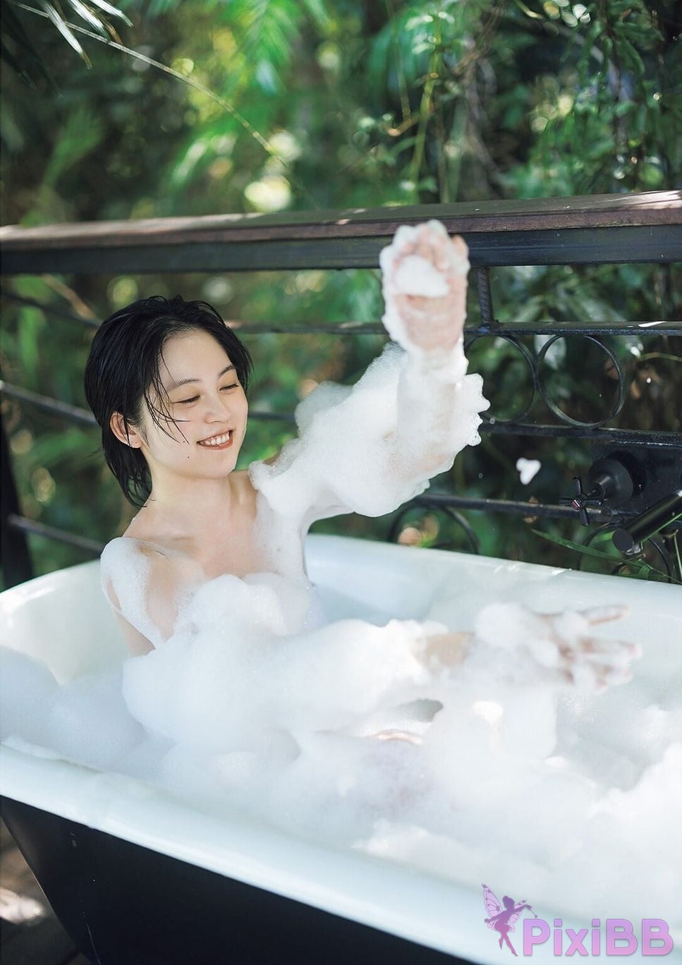 Japanese Idol Yuki Nakashima Nakajima E book limited cover photo collection blue voice graph books PixiBB.COM 073