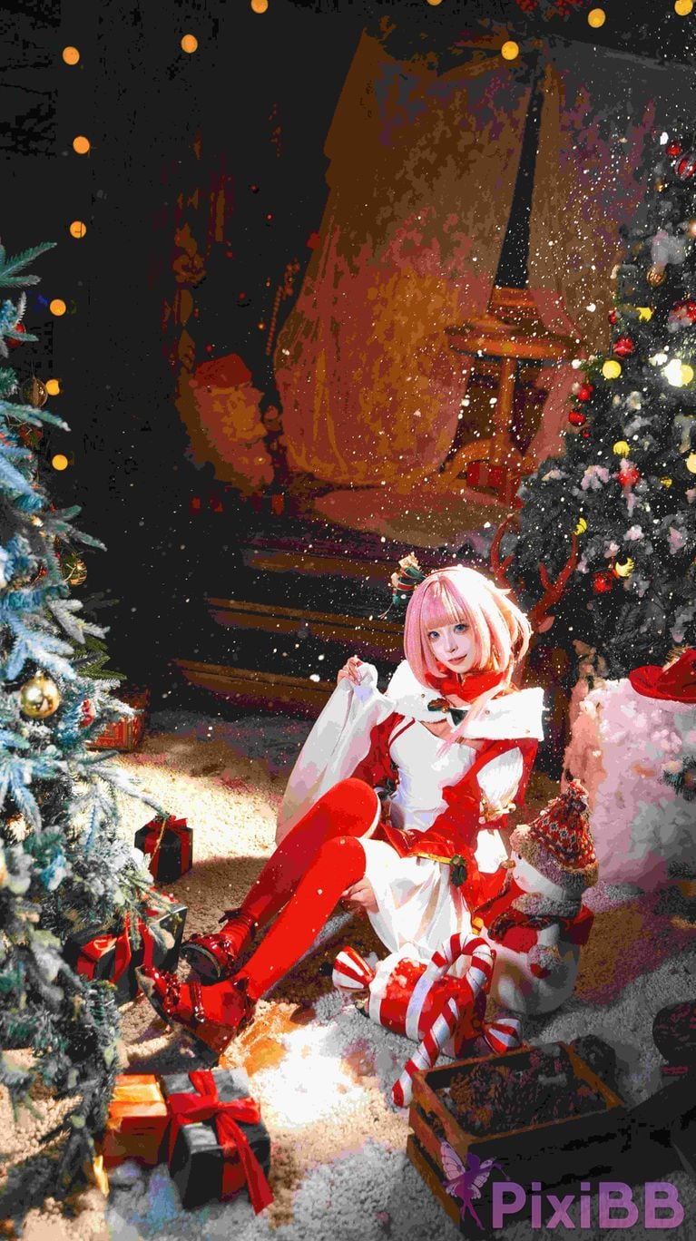 Cosplayer Ranran is not sweet v Alicia Christmas PixiBB.COM 010