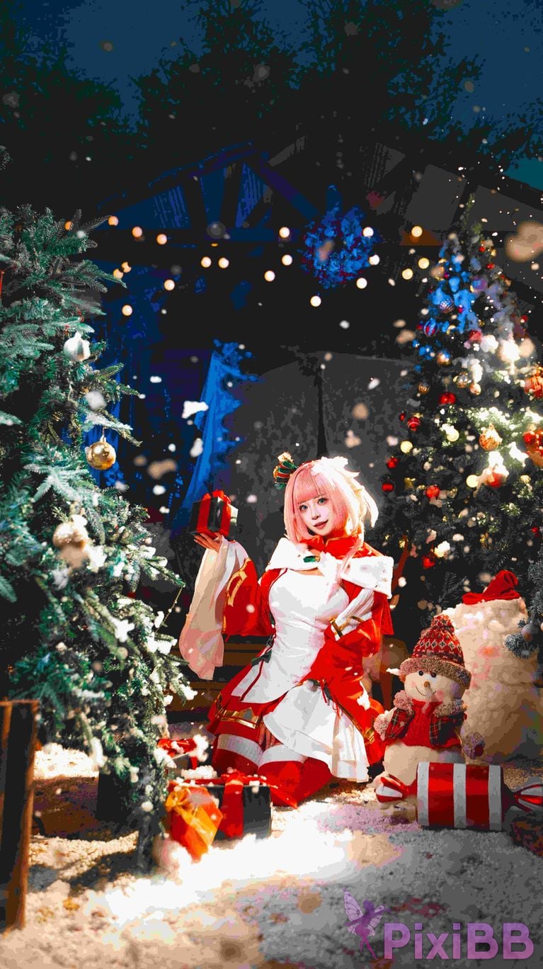 Cosplayer Ranran is not sweet v Alicia Christmas PixiBB.COM 011