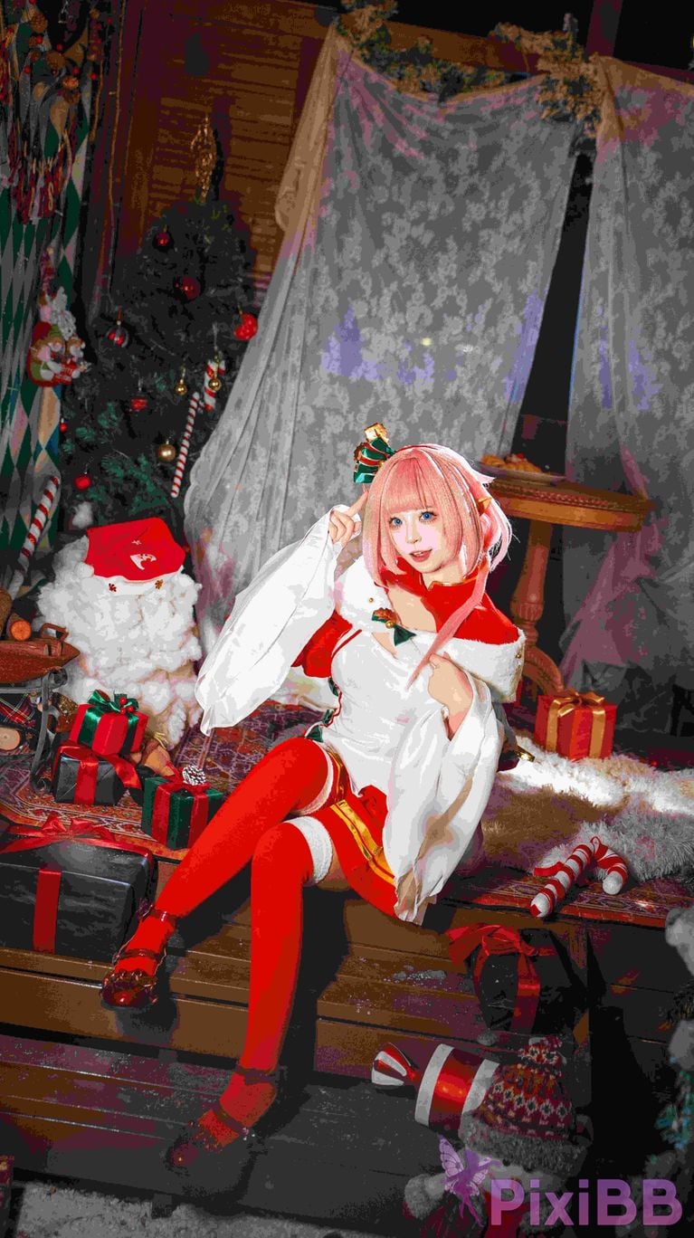 Cosplayer Ranran is not sweet v Alicia Christmas PixiBB.COM 016