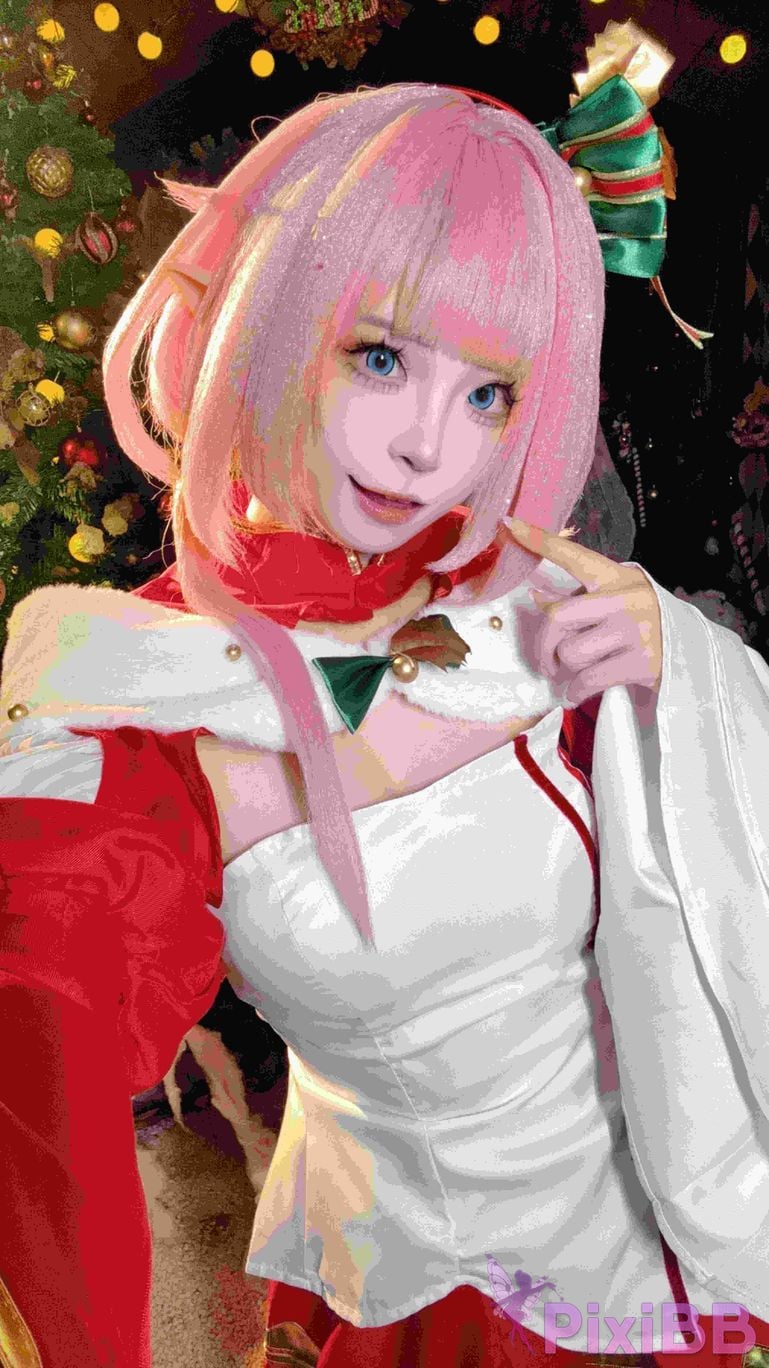 Cosplayer Ranran is not sweet v Alicia Christmas PixiBB.COM 023