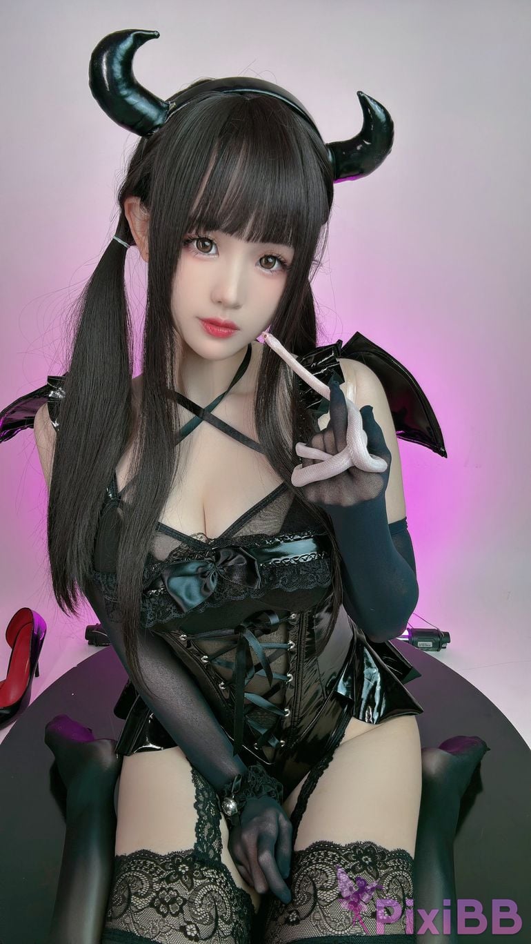 Coser mikoww miko PixiBB.COM 002
