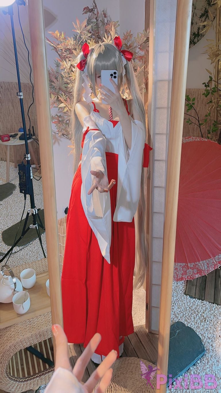 Coser mikoww PixiBB.COM 020