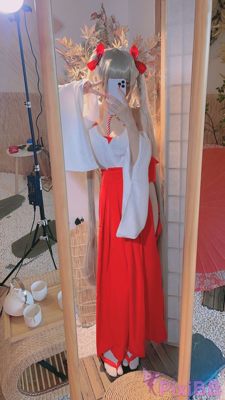 Coser mikoww PixiBB.COM 021