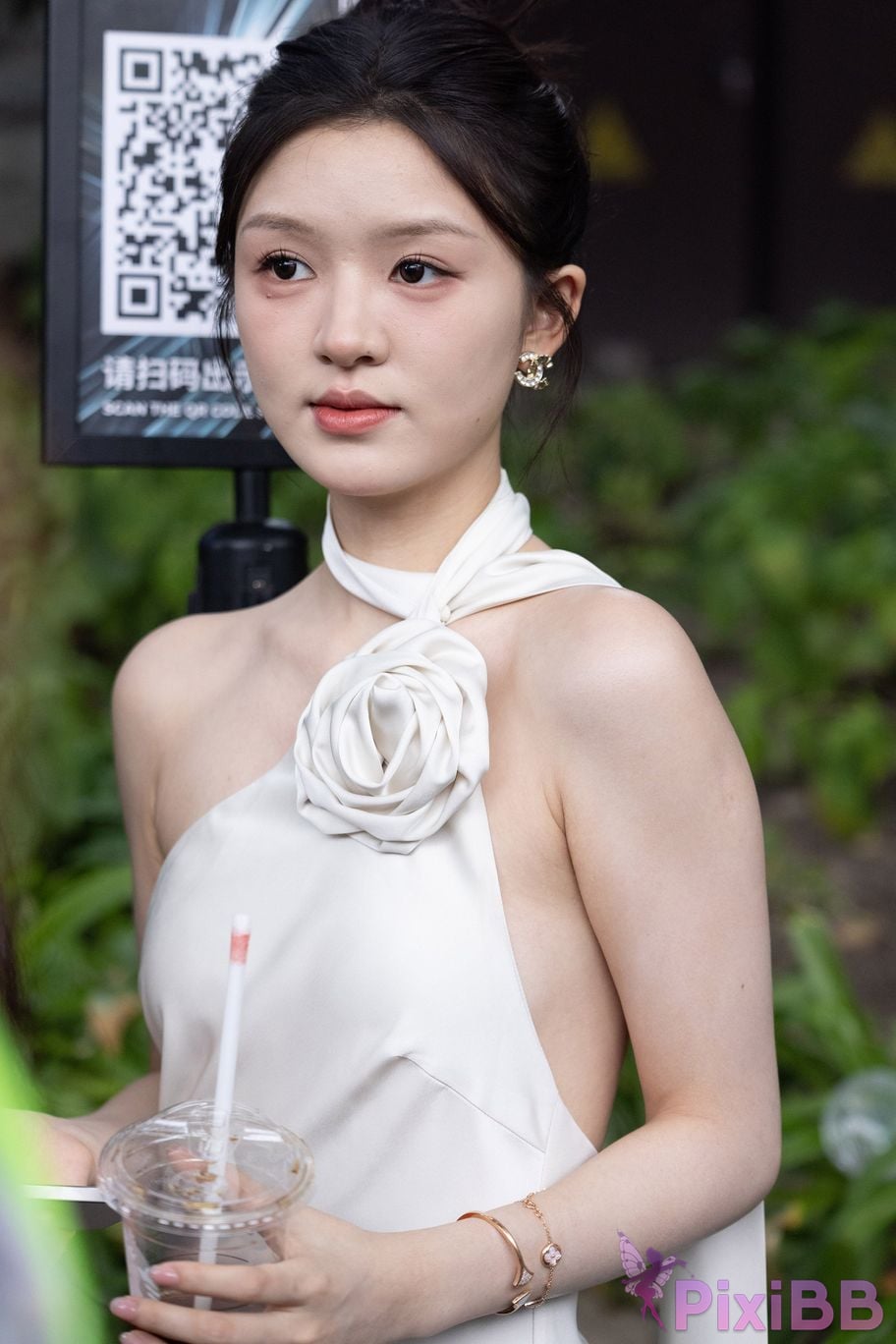 Featured Street Photography Works No.5964 Goddess Yun Eun white dress PixiBB.COM 018