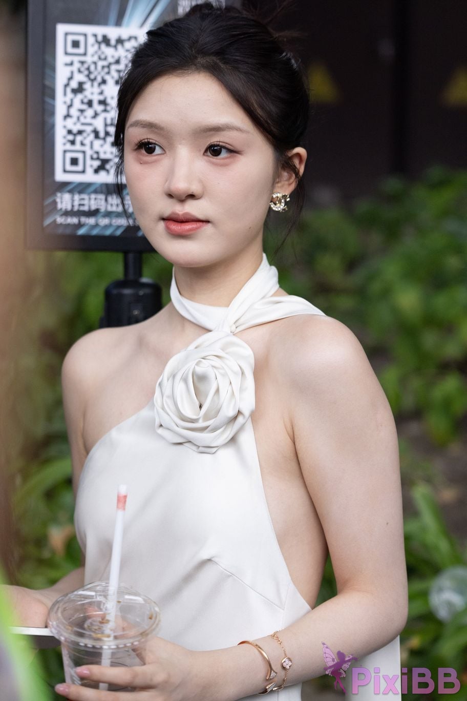 Featured Street Photography Works No.5964 Goddess Yun Eun white dress PixiBB.COM 019