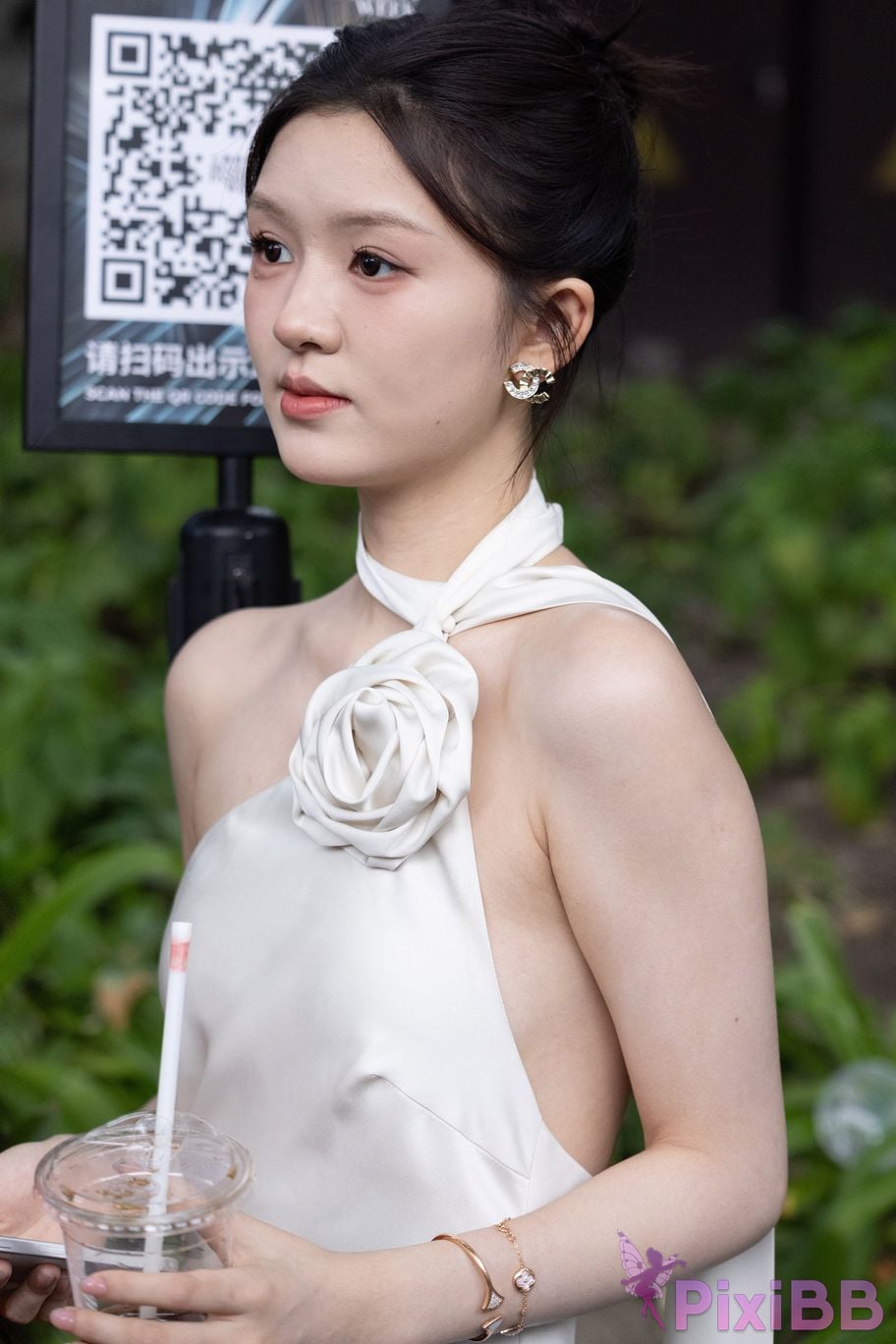 Featured Street Photography Works No.5964 Goddess Yun Eun white dress PixiBB.COM 020