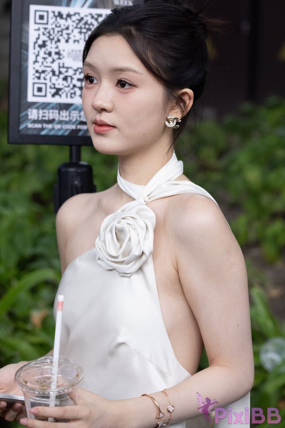 Featured Street Photography Works No.5964 Goddess Yun Eun white dress PixiBB.COM 021