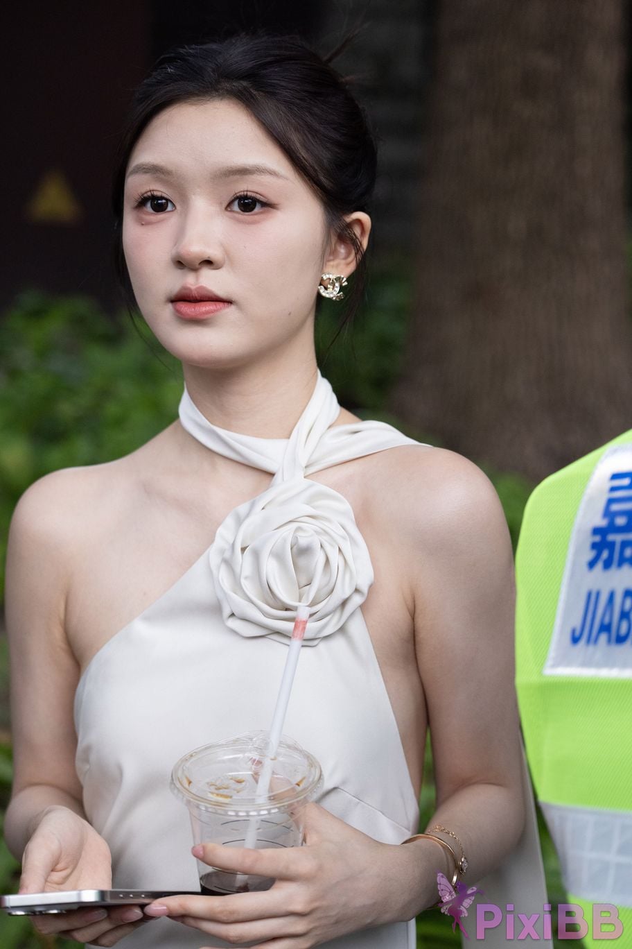 Featured Street Photography Works No.5964 Goddess Yun Eun white dress PixiBB.COM 023
