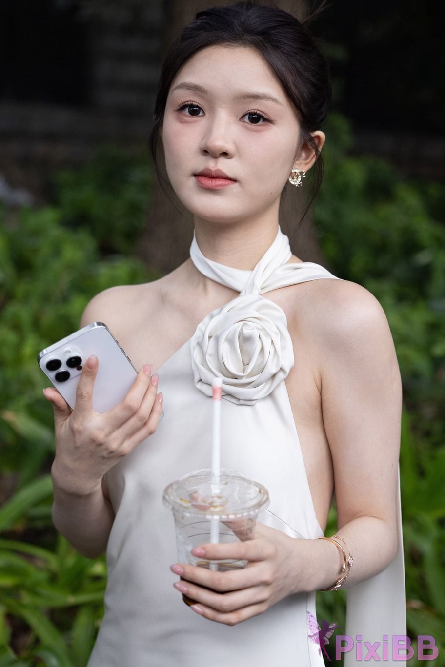 Featured Street Photography Works No.5964 Goddess Yun Eun white dress PixiBB.COM 026