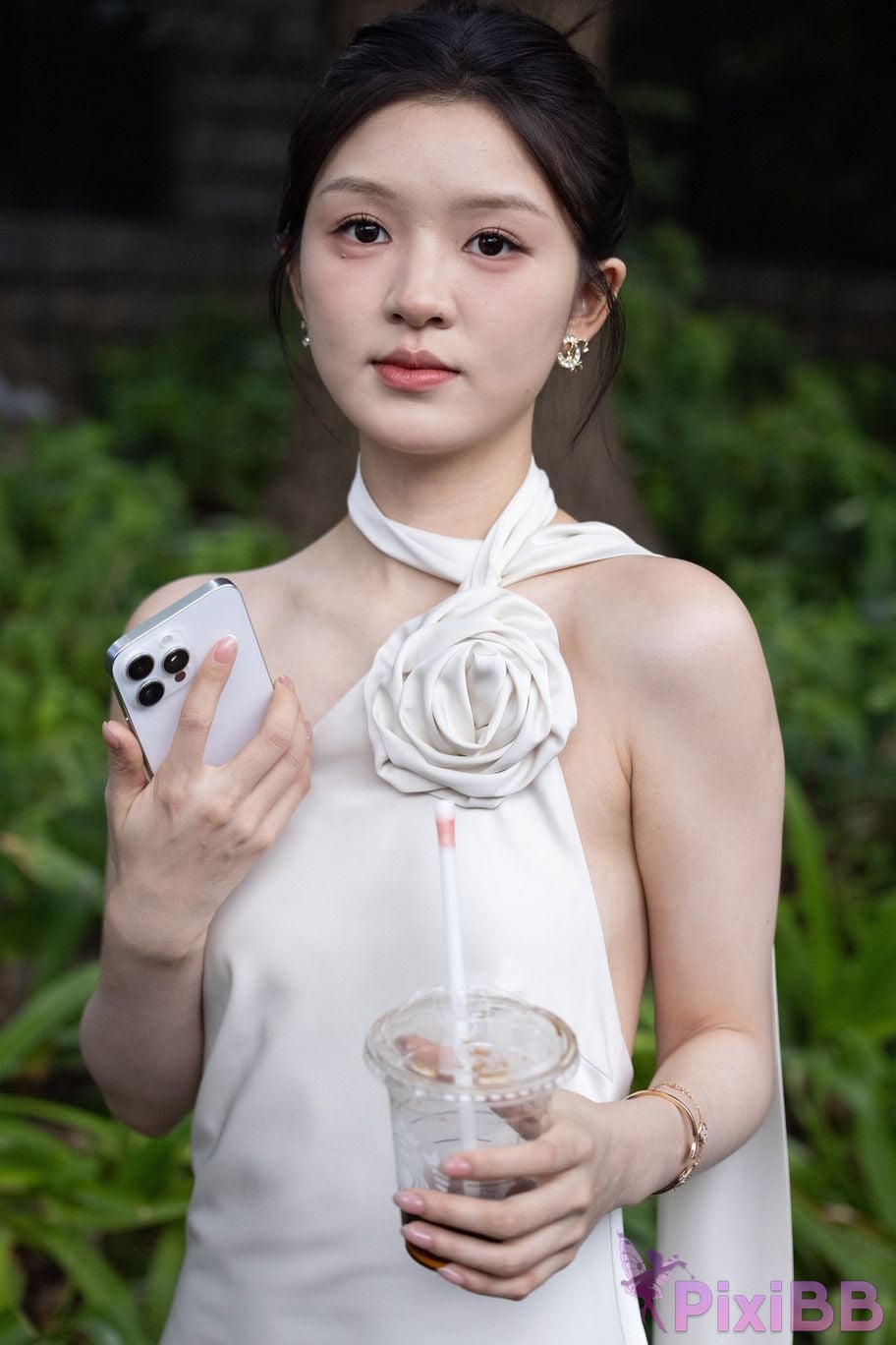 Featured Street Photography Works No.5964 Goddess Yun Eun white dress PixiBB.COM 030