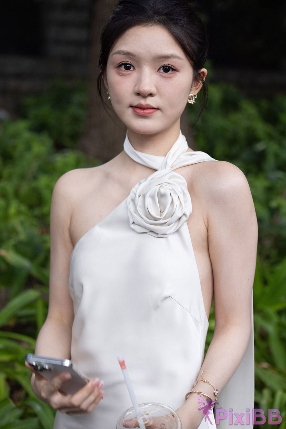 Featured Street Photography Works No.5964 Goddess Yun Eun white dress PixiBB.COM 034