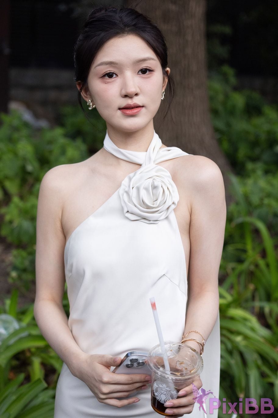 Featured Street Photography Works No.5964 Goddess Yun Eun white dress PixiBB.COM 047