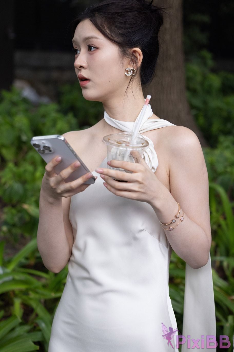 Featured Street Photography Works No.5964 Goddess Yun Eun white dress PixiBB.COM 053