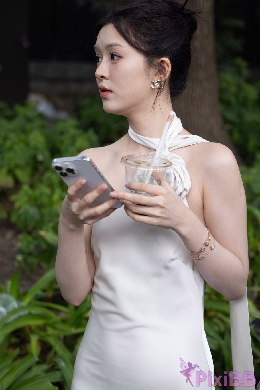 Featured Street Photography Works No.5964 Goddess Yun Eun white dress PixiBB.COM 055