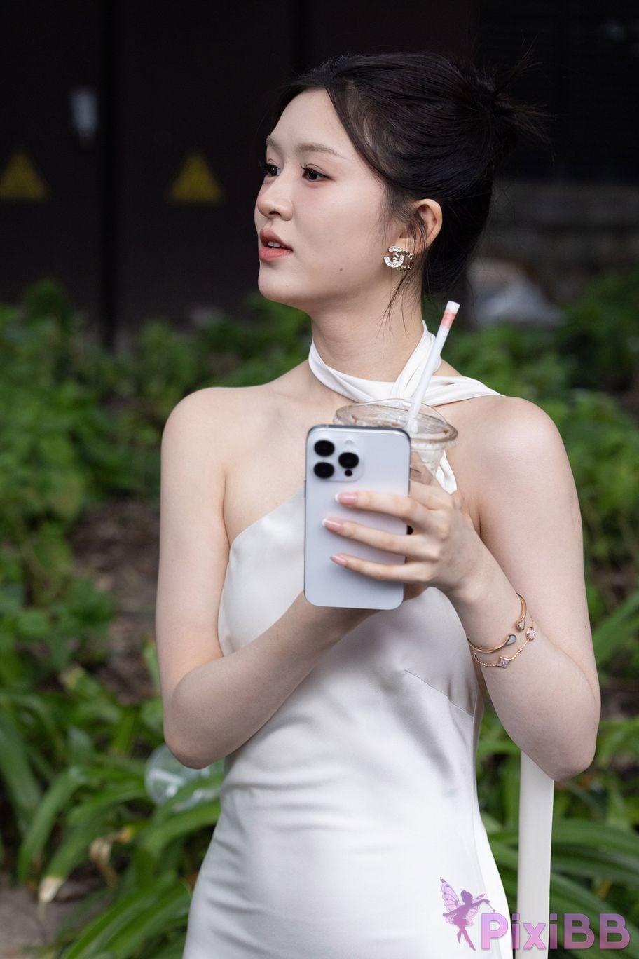 Featured Street Photography Works No.5964 Goddess Yun Eun white dress PixiBB.COM 069