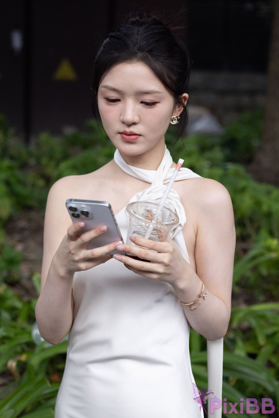 Featured Street Photography Works No.5964 Goddess Yun Eun white dress PixiBB.COM 071