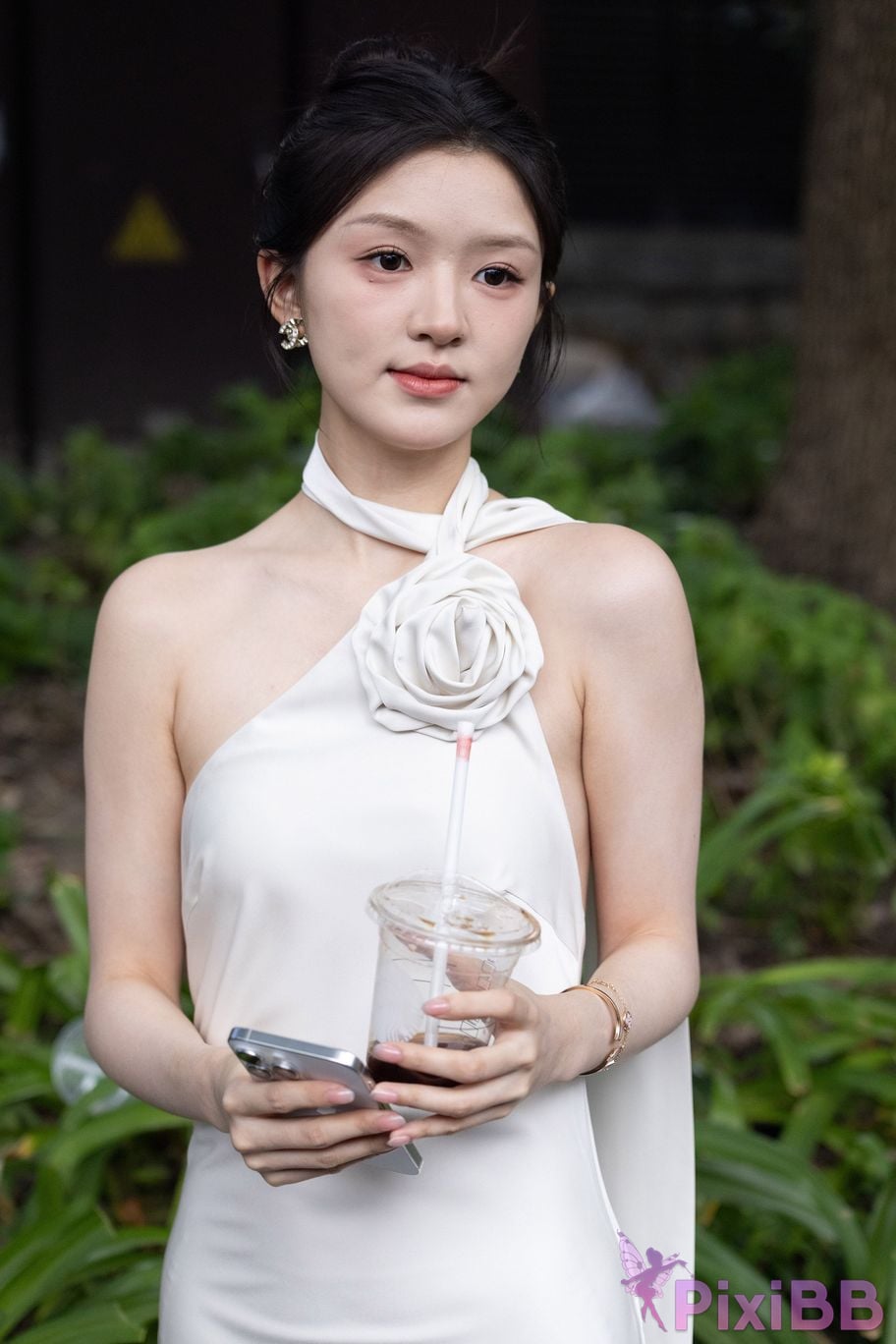Featured Street Photography Works No.5964 Goddess Yun Eun white dress PixiBB.COM 081