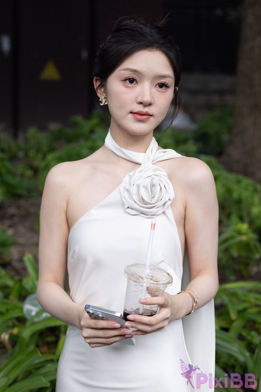 Featured Street Photography Works No.5964 Goddess Yun Eun white dress PixiBB.COM 083