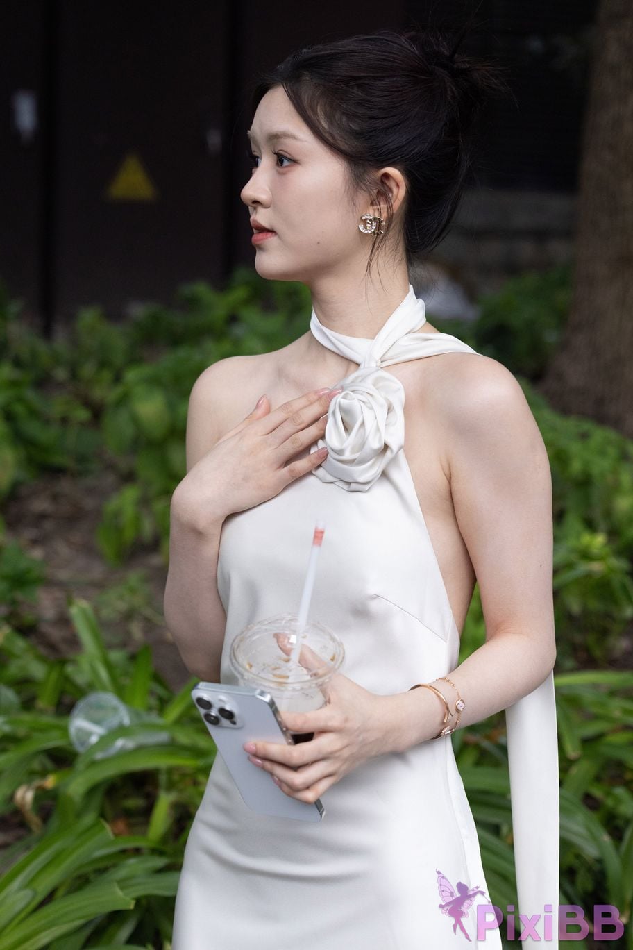 Featured Street Photography Works No.5964 Goddess Yun Eun white dress PixiBB.COM 093