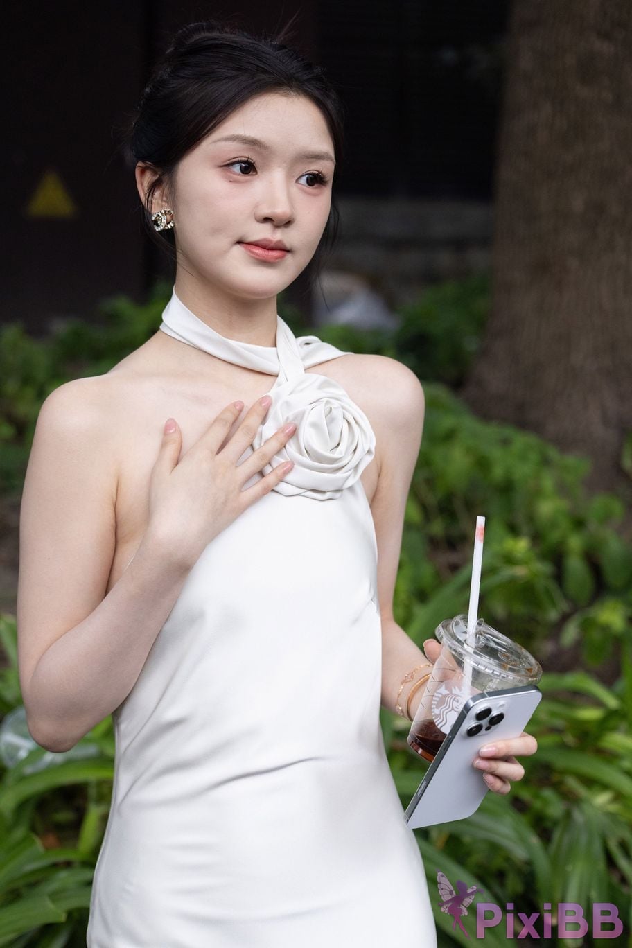 Featured Street Photography Works No.5964 Goddess Yun Eun white dress PixiBB.COM 096