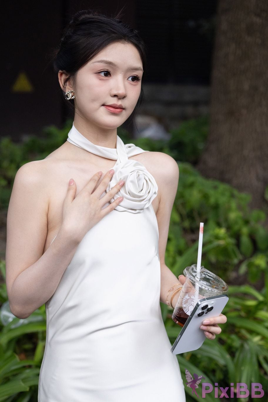 Featured Street Photography Works No.5964 Goddess Yun Eun white dress PixiBB.COM 097