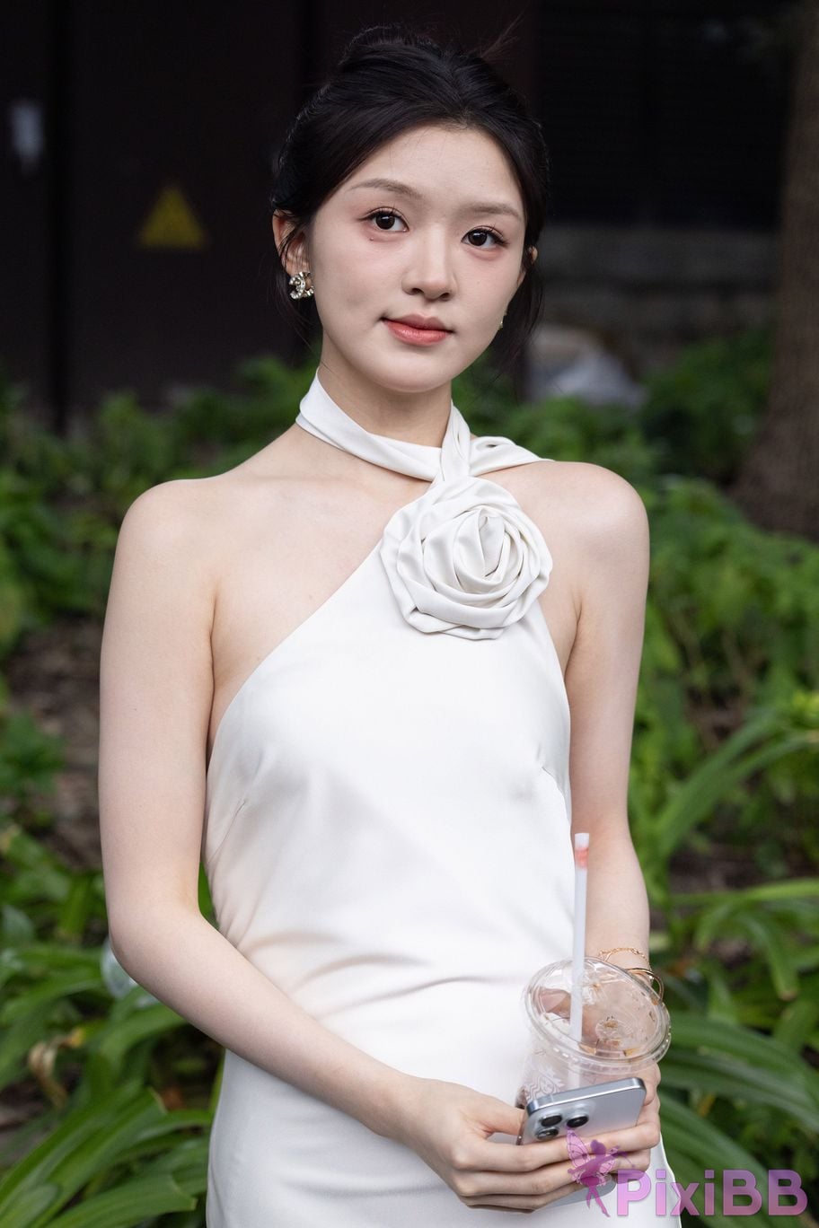 Featured Street Photography Works No.5964 Goddess Yun Eun white dress PixiBB.COM 101