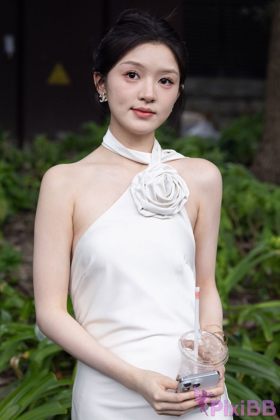 Featured Street Photography Works No.5964 Goddess Yun Eun white dress PixiBB.COM 102