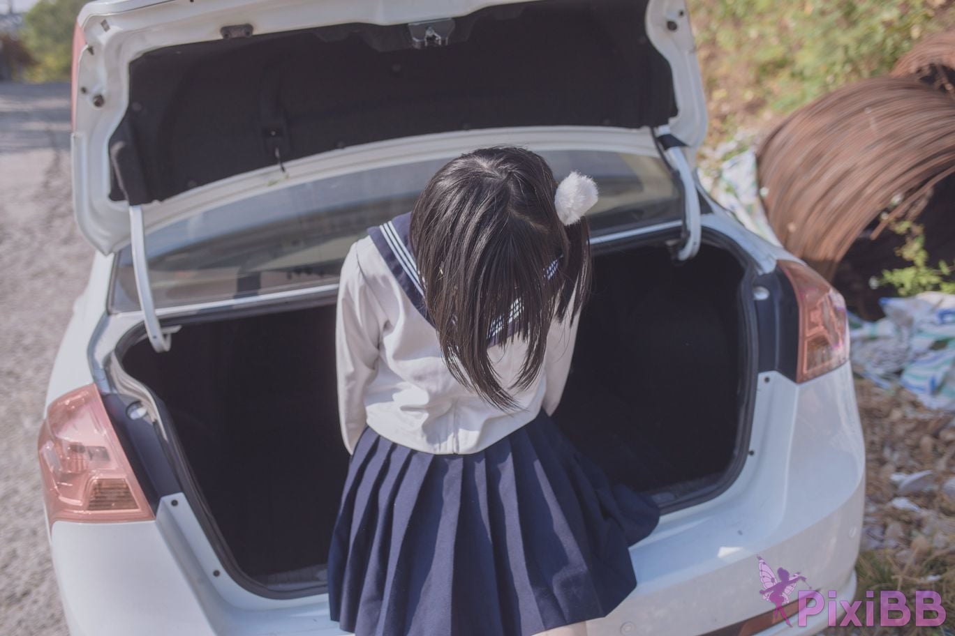 Cosplayer Youbao three years old Tied to the trunk after school PixiBB.COM 028