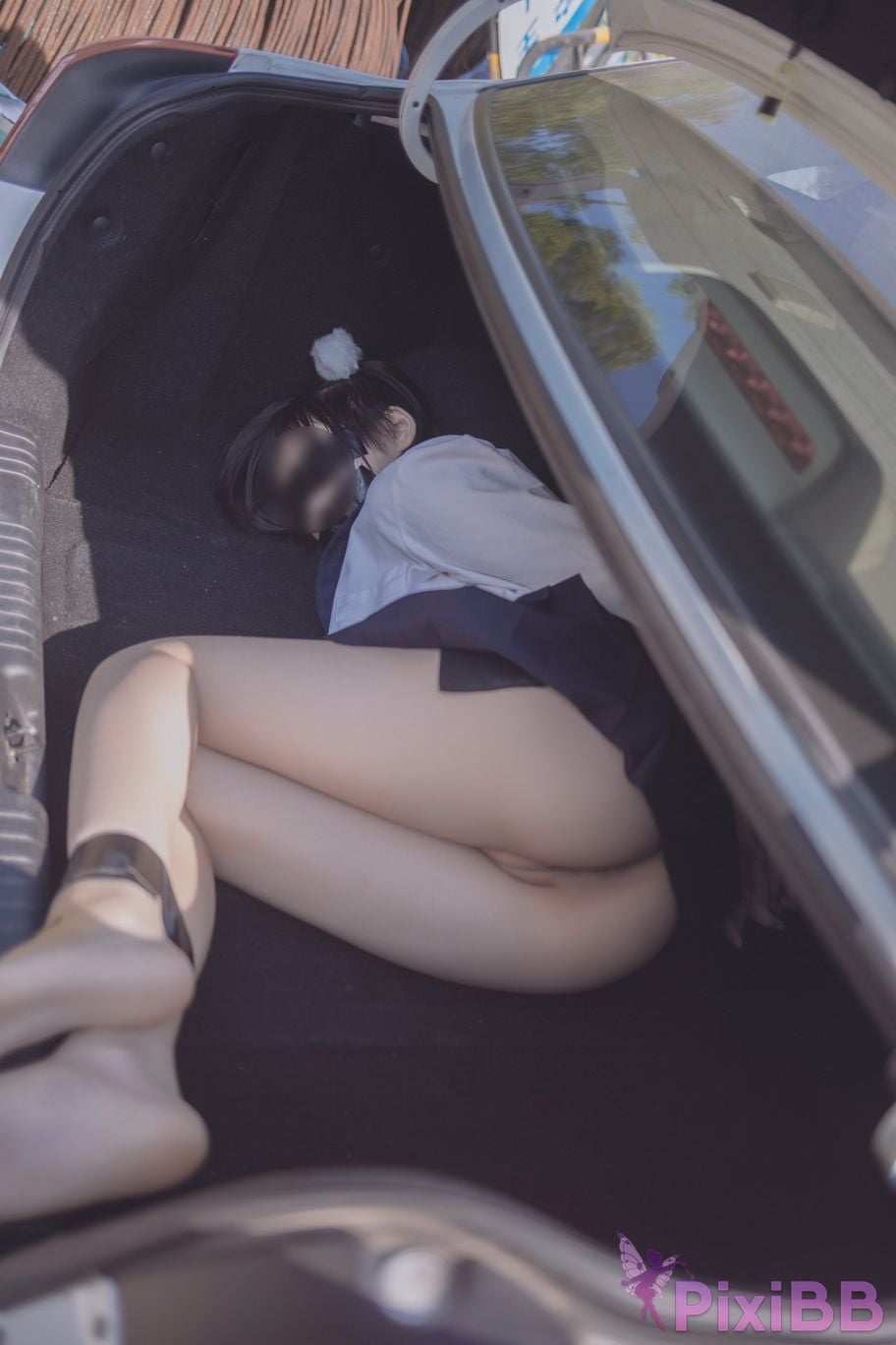 Cosplayer Youbao three years old Tied to the trunk after school PixiBB.COM 039