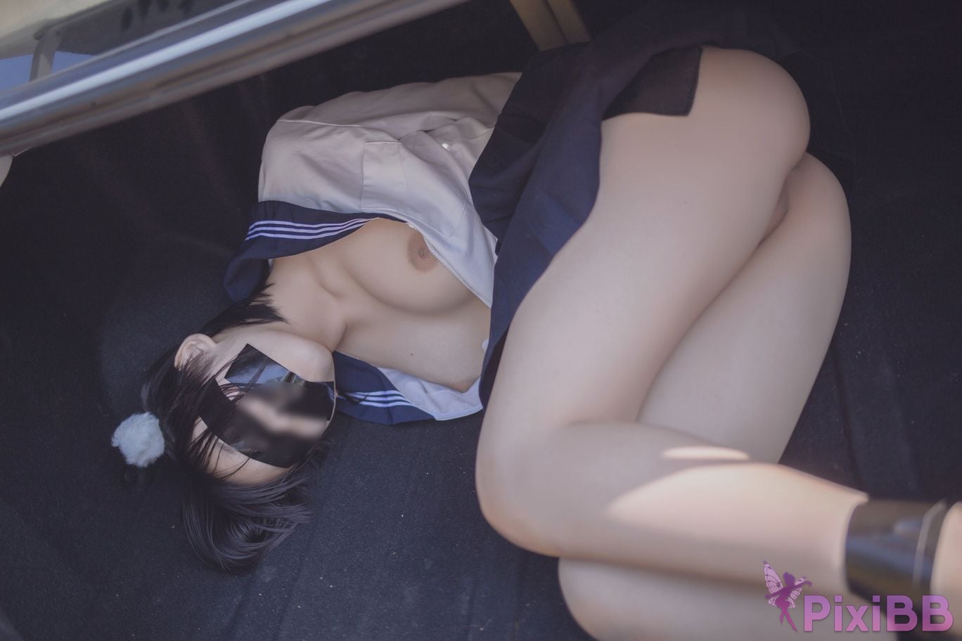 Cosplayer Youbao three years old Tied to the trunk after school PixiBB.COM 041
