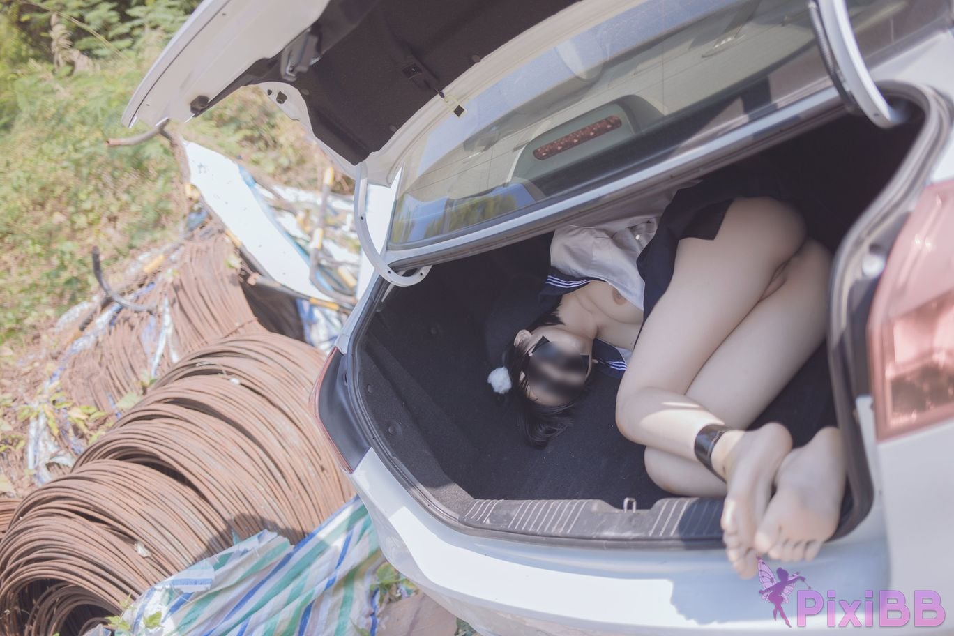Cosplayer Youbao three years old Tied to the trunk after school PixiBB.COM 042