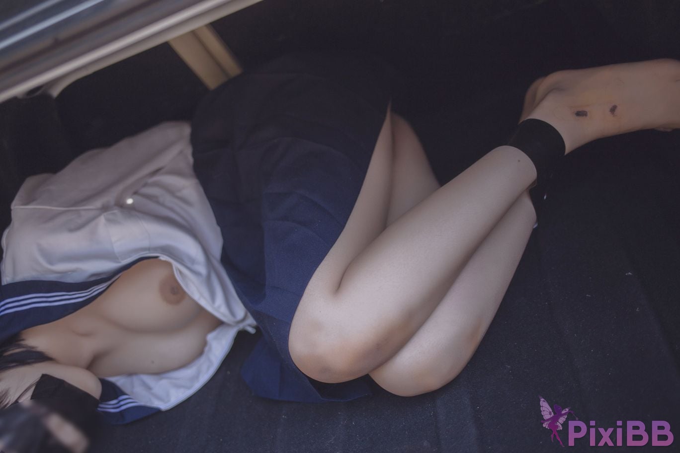 Cosplayer Youbao three years old Tied to the trunk after school PixiBB.COM 044