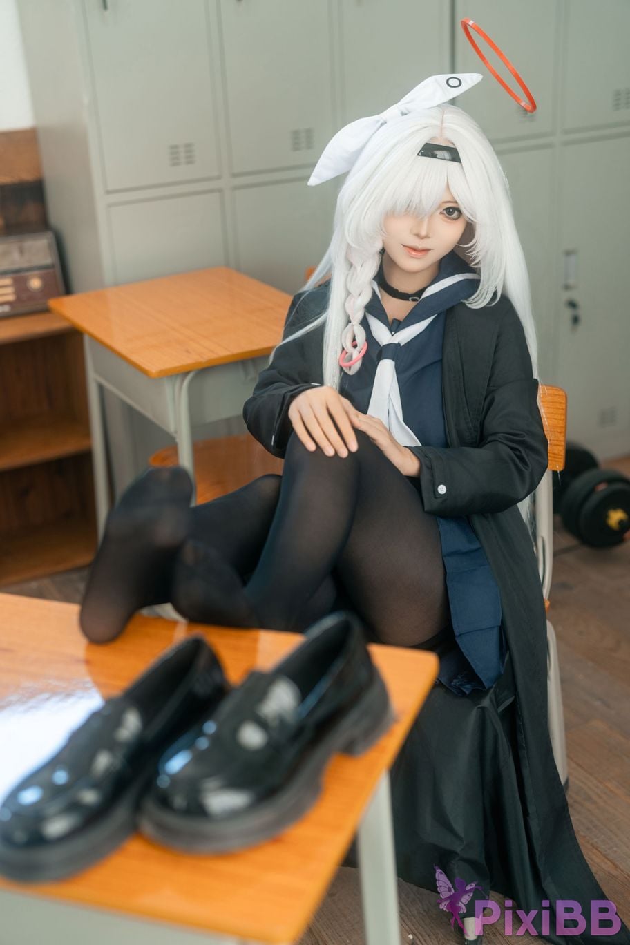 Cosplayer Iron hand calls the beast azur lane Prala PixiBB.COM 005