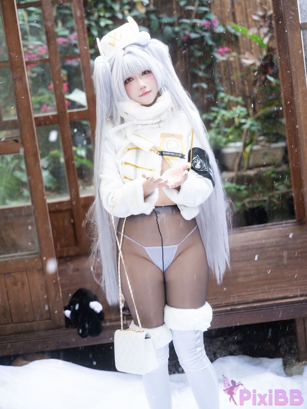Cosplayer Falling Star Great Cleverness Blanc white rabbit lucky express PixiBB.COM 011