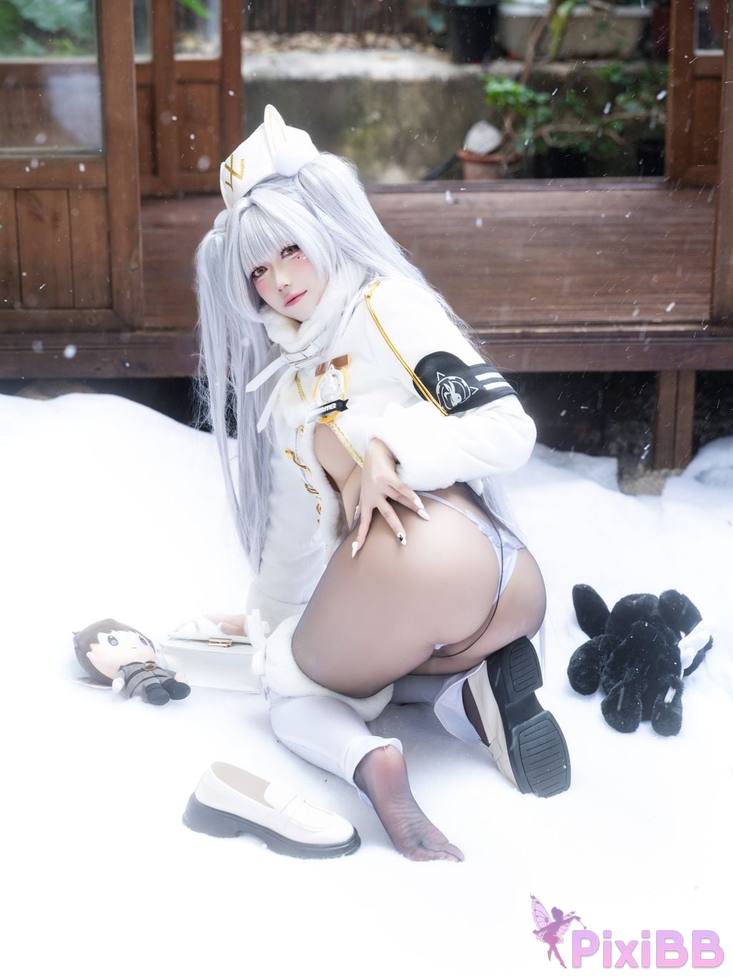 Cosplayer Falling Star Great Cleverness Blanc white rabbit lucky express PixiBB.COM 015