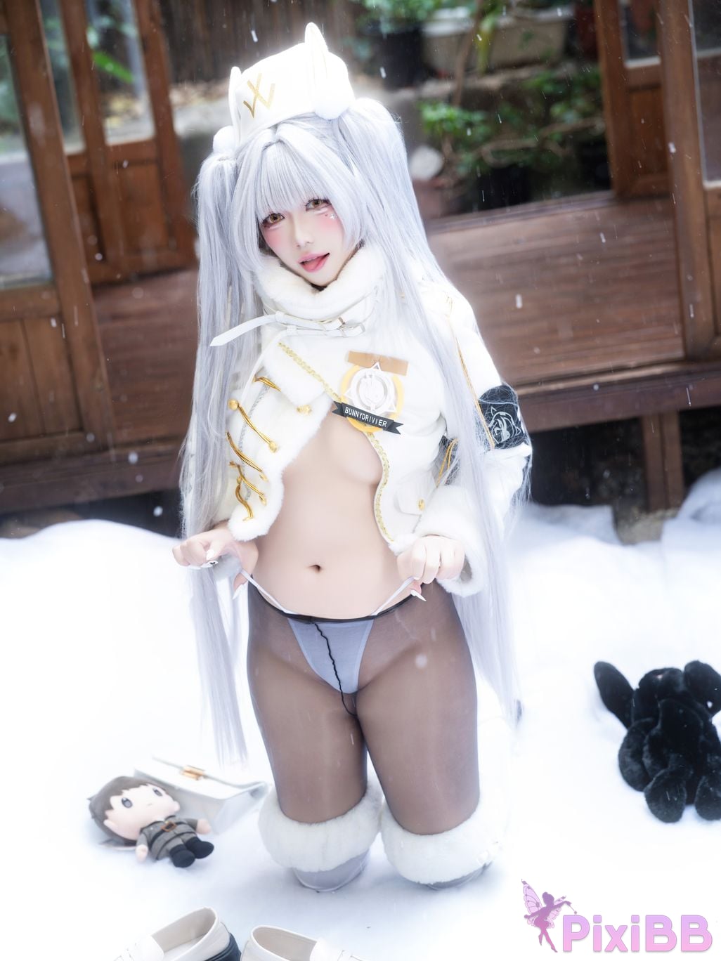 Cosplayer Falling Star Great Cleverness Blanc white rabbit lucky express PixiBB.COM 020