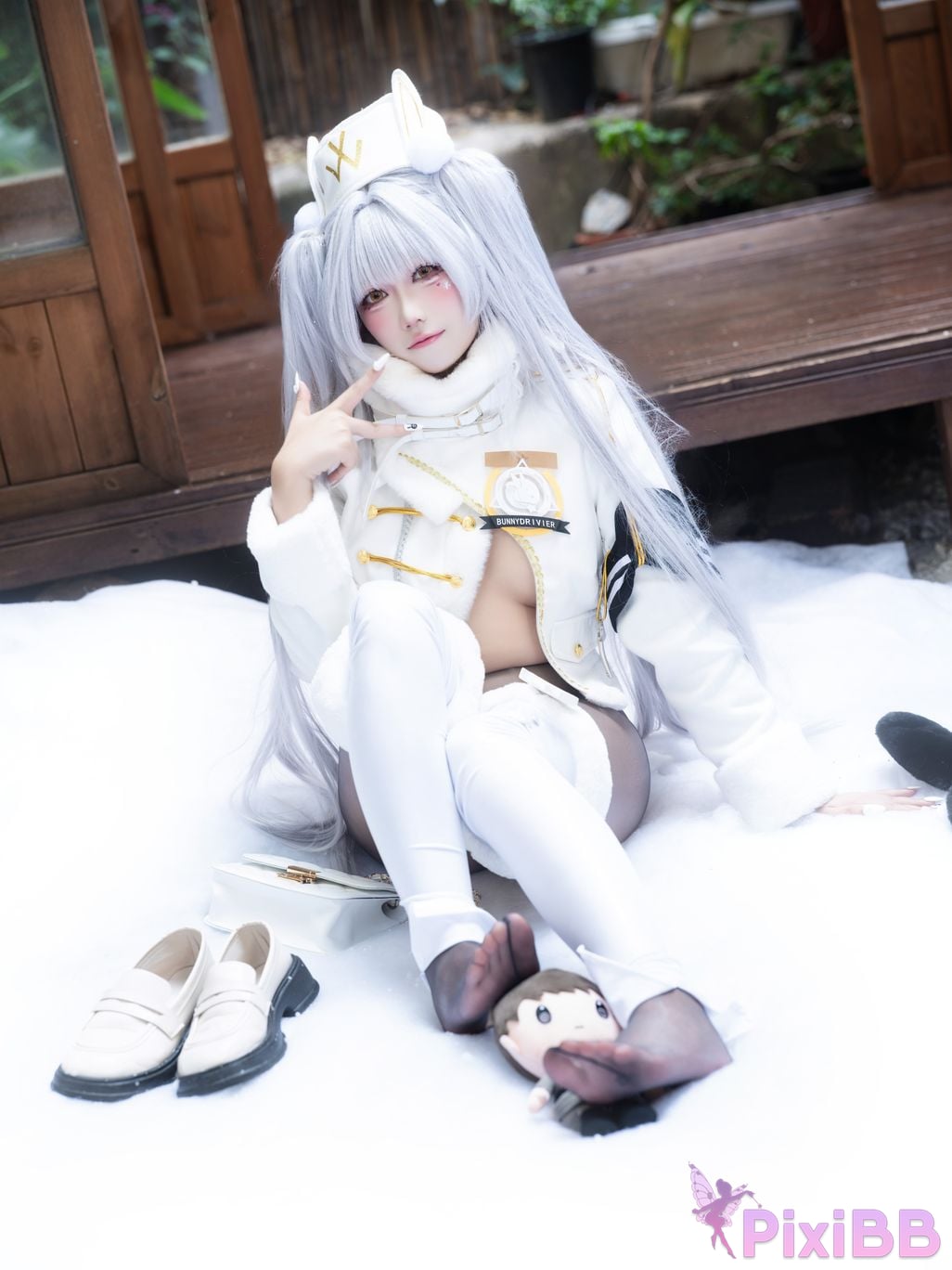 Cosplayer Falling Star Great Cleverness Blanc white rabbit lucky express PixiBB.COM 027