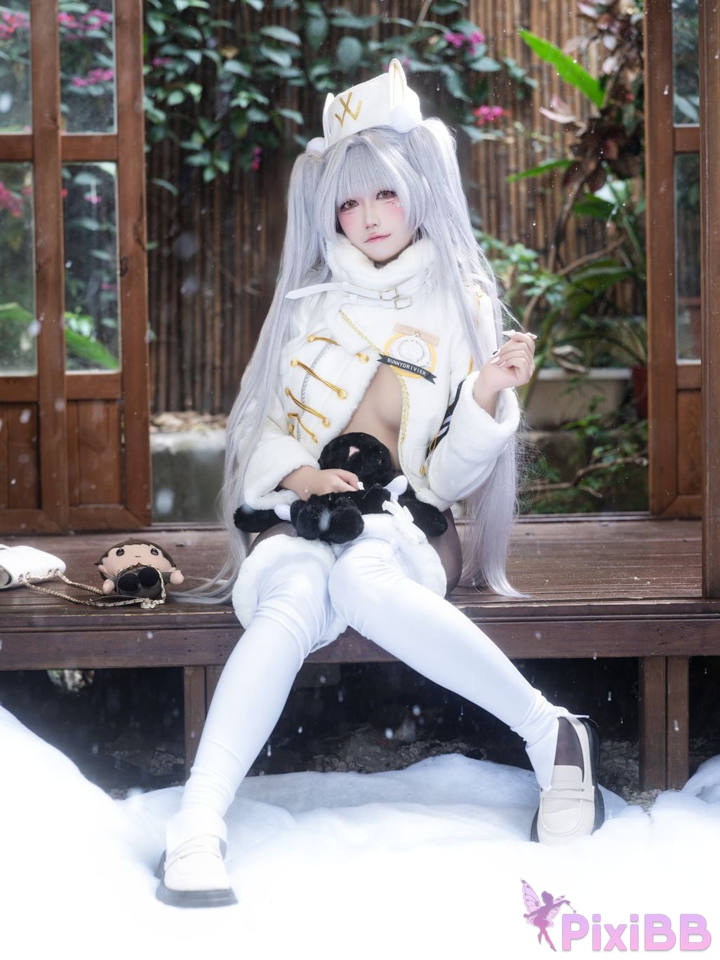 Cosplayer Falling Star Great Cleverness Blanc white rabbit lucky express PixiBB.COM 029