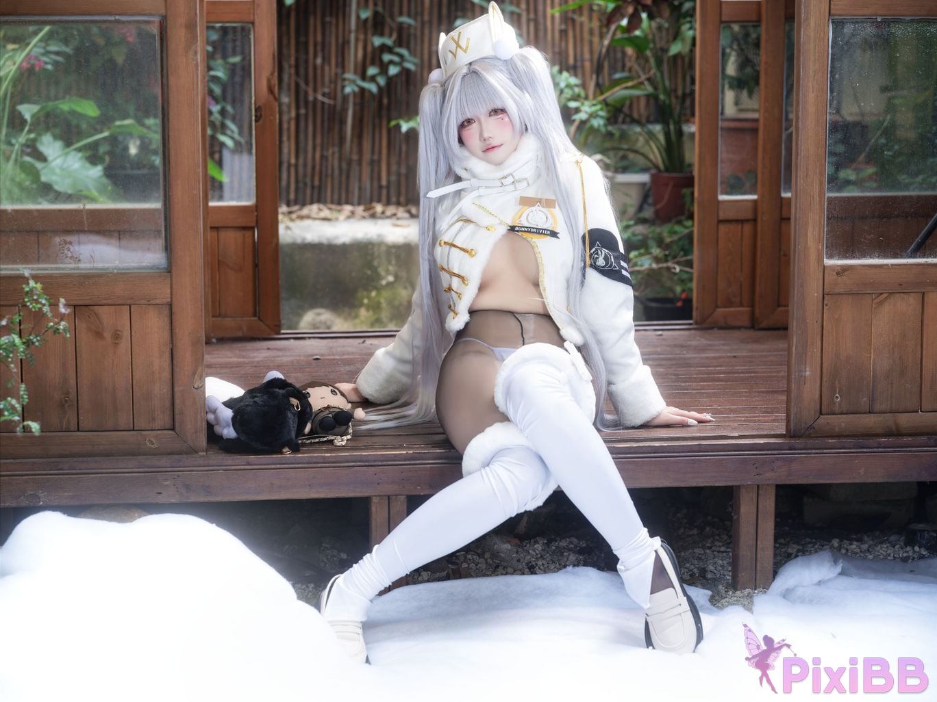 Cosplayer Falling Star Great Cleverness Blanc white rabbit lucky express PixiBB.COM 033