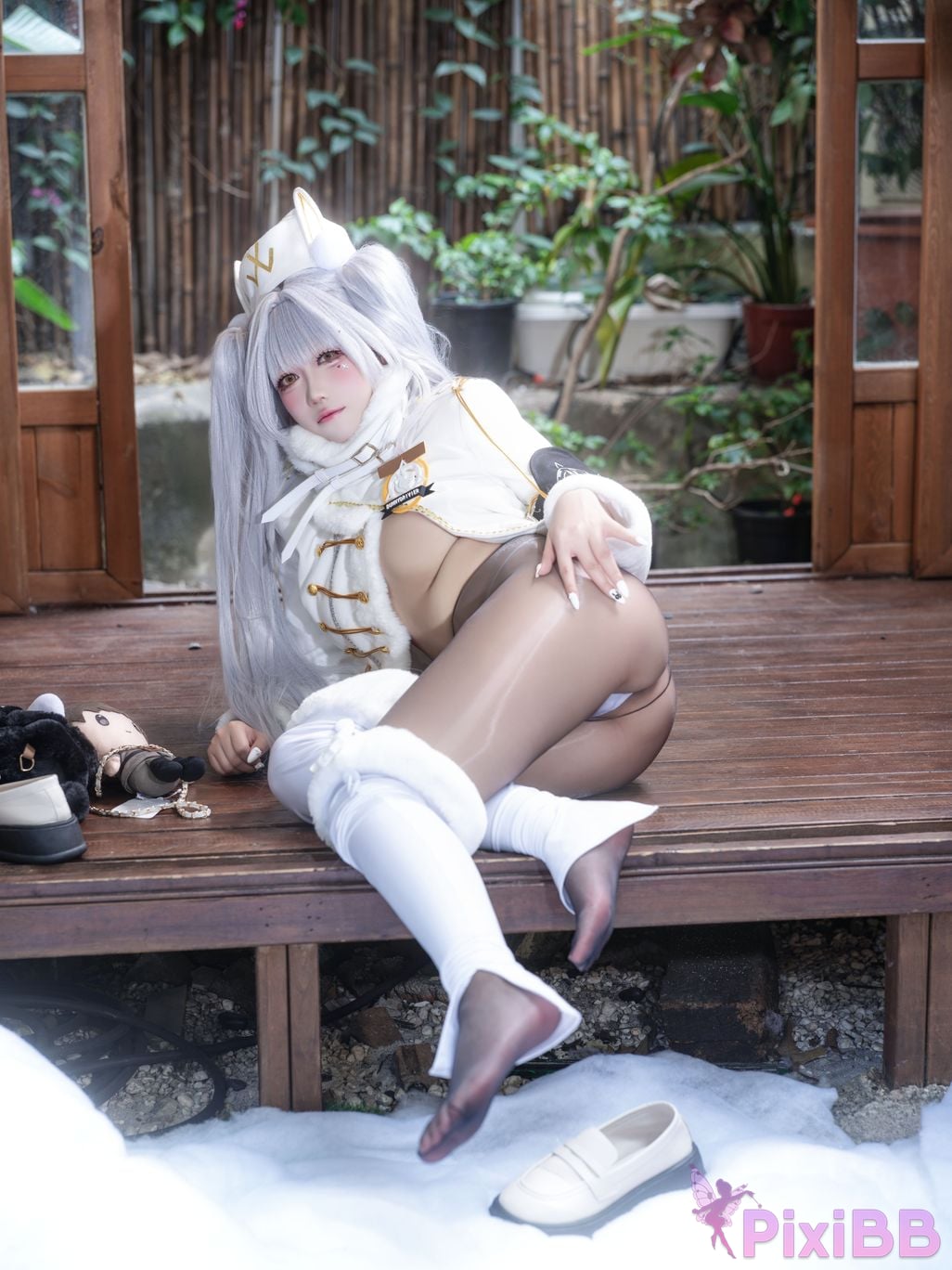 Cosplayer Falling Star Great Cleverness Blanc white rabbit lucky express PixiBB.COM 043