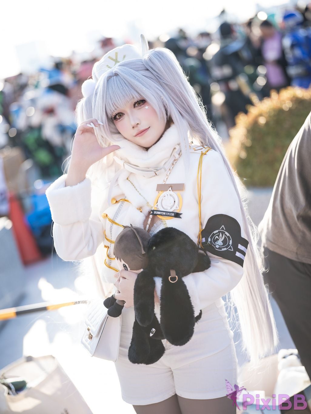 Cosplayer Falling Star Great Cleverness Blanc white rabbit lucky express PixiBB.COM 050